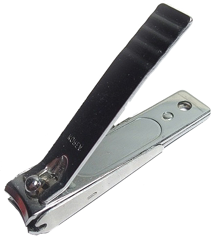 110951 NAIL CLIPPER WITH PARED NAIL POCKET