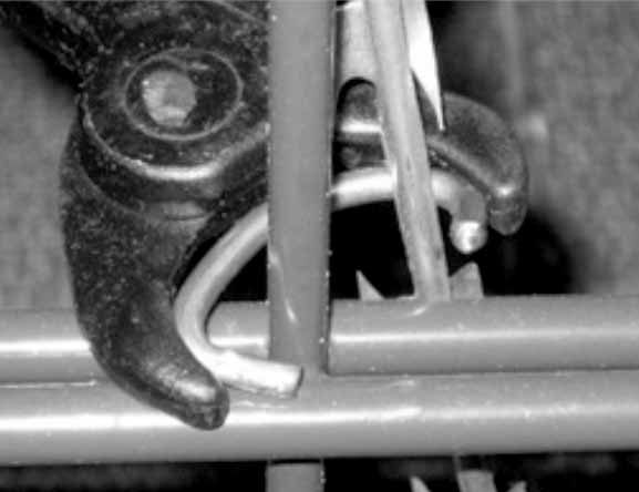 611765 PLIER CLIP RAZOR WIRE
